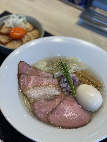 「特製宍道湖しじみ中華そば塩」@宍道湖しじみ中華蕎麦 琥珀 東京本店の写真