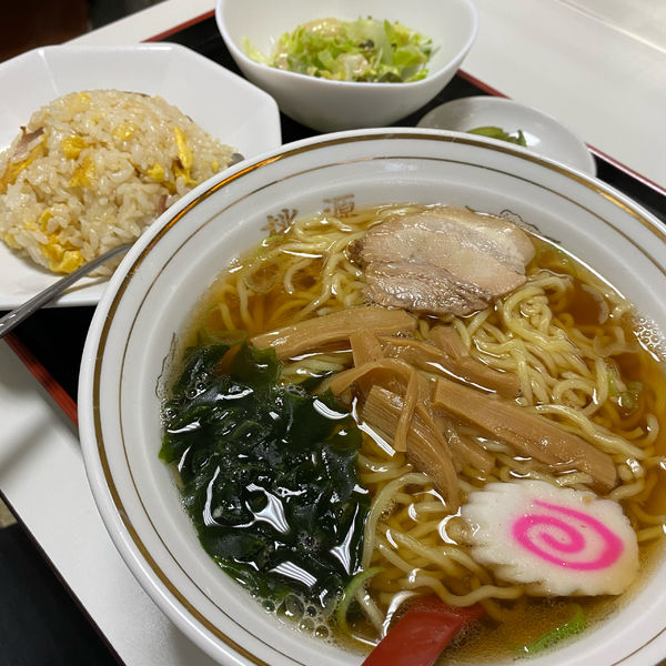 「らーめん半ちゃんセット」@東京らーめん 桃源の写真