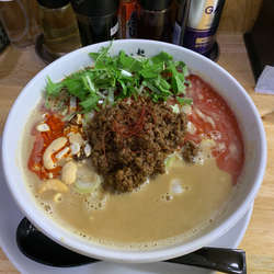 白えびミルク担々麺