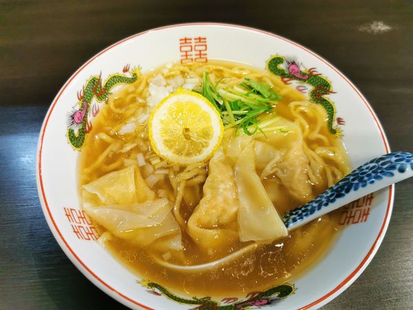 「塩ワンタン麺」@メンショップ アキラの写真
