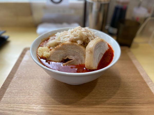 「ラーメン(辛)150g、豚1枚」@らーめん おうかの写真