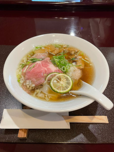 「柚子香る鶏中華そば」@蕎麦切はたゑの写真