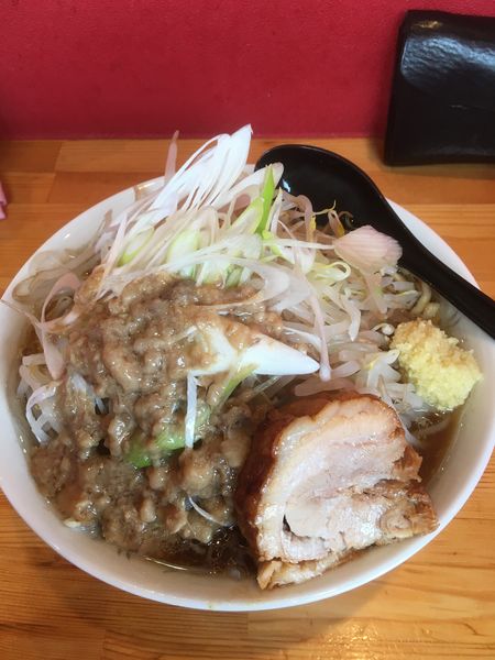 「非乳化二郎系ラーメン300g 850円」@ブタハトモダチニボシハシンユウの写真