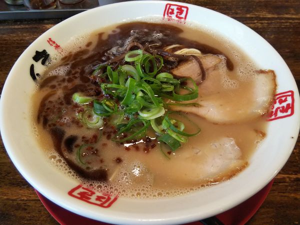 「本黒味　：バリかた　＋替玉：粉おとし」@信州麺屋 きまはち商店の写真