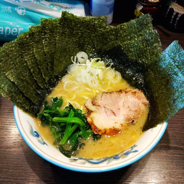 「ラーメン　海苔増し」@麺屋 だるまの写真