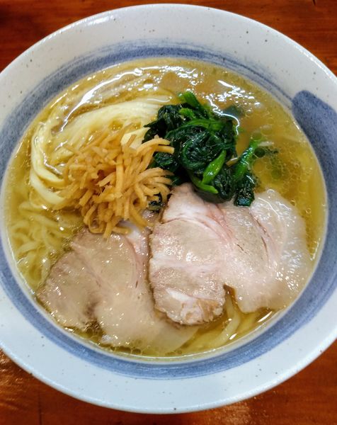 「生姜拉麺 500円 (サービス価格) 唐揚げ 150円」@手打ち麺処 たま屋の写真