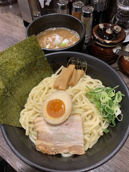 「節骨たいぞうつけ麺 特盛り 900円」@節骨麺たいぞう 王子店の写真