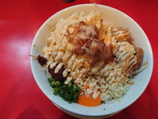 「まぜそば ガリマヨ 辛玉 アブラ」@用心棒の写真