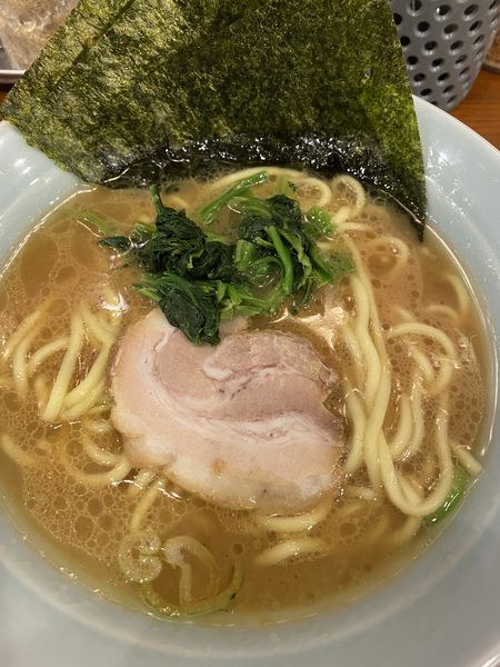 「ラーメン」@横浜家系ラーメン銀家 伊勢佐木町店の写真
