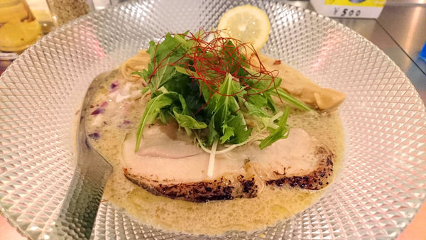 「【昼】冷製グリーンソバ」@BASSA NOVA 原宿店の写真