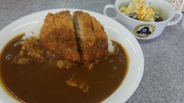 「メンチカレー 880円」@カレーハウス ゴリラ亭の写真