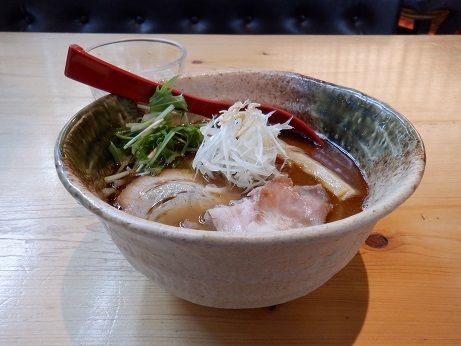「焼きあご塩らー麺」@焼きあご塩らー麺  たかはし 歌舞伎町店の写真