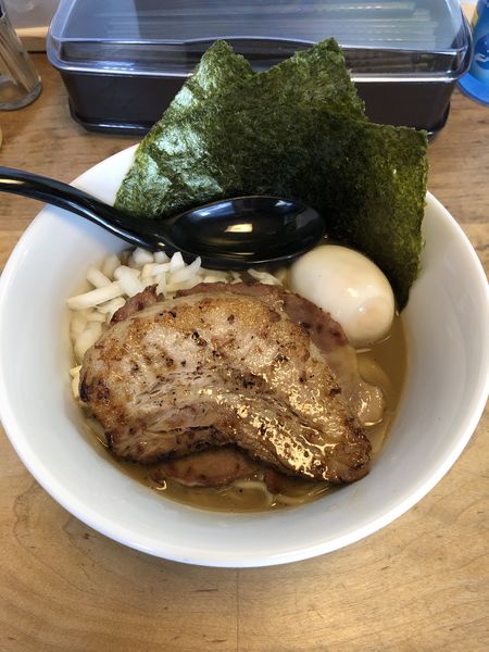 「煮干しラーメン、特製トッピング」@いのうえの写真
