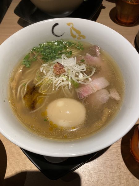 「真鯛と蛤の塩そば」@SOBAHOUSE 金色不如帰 新宿御苑本店の写真