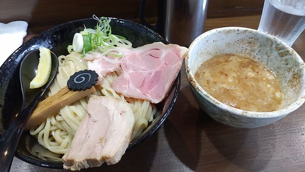 「肉鰹つけめん(大盛)」@らーめん 虎テツの写真