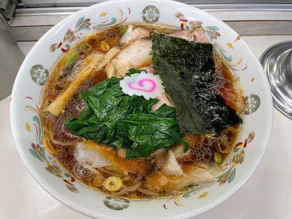 「チャーシュー麺大盛+ほうれん草」@青島食堂 秋葉原店の写真