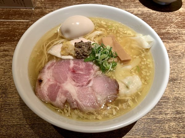 「特製塩そば1100円」@三馬路の写真