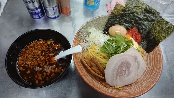 「蛍烏賊つけそば(バター、生卵付き)＋味玉＋海苔＋辛味噌」@覆麺 智の写真