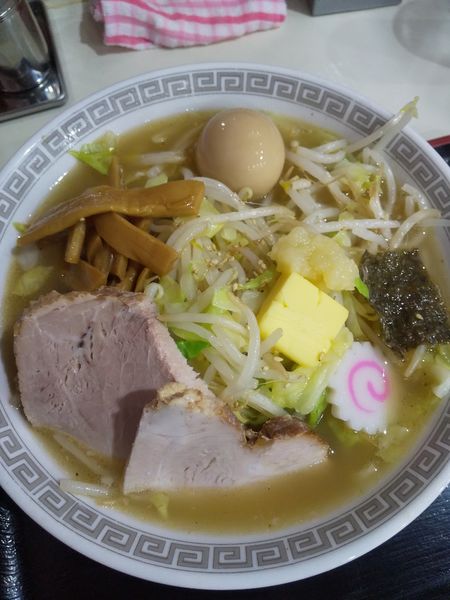 「中華そば(小)700円塩変更30円野菜120円バター50円」@所沢大勝軒の写真