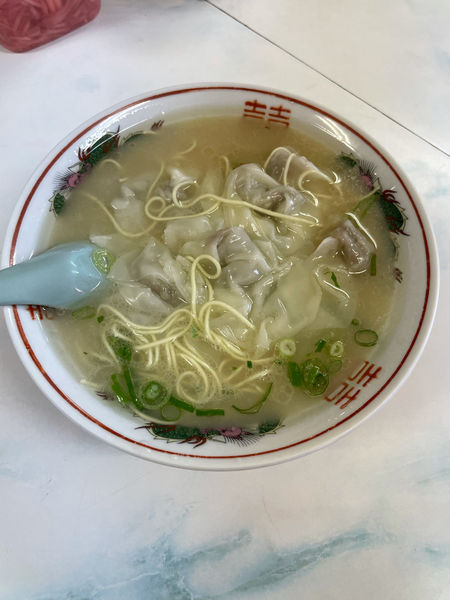 「ワンタン麺」@一九ラーメン 老司店の写真