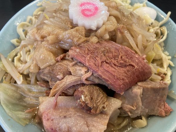 「ラーメン（麺少なめ）＋ニンニク」@自家製麺 No11の写真