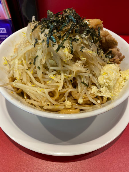 「アブラメン　４００g」@noodle shop イッ豚の写真