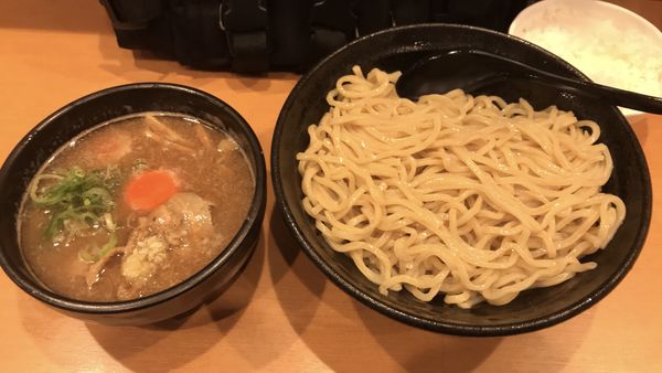「大盛り肉玉つけ麺（半ライス付き）」@肉玉蕎麦 おとど 北松戸総本山の写真