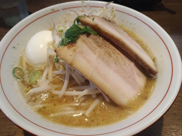 「にんにく味噌ラーメン」@らー麺屋 バリバリジョニーの写真