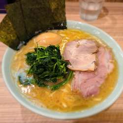 ラーメン(中)＆味玉