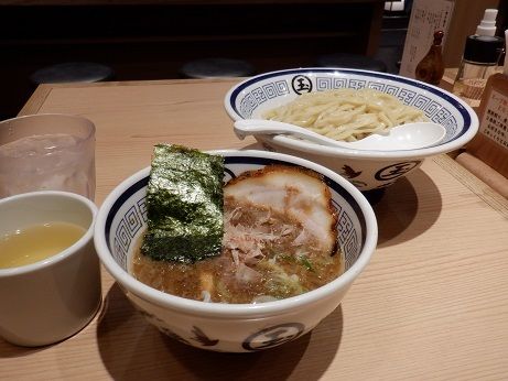 「濃厚魚介つけめん」@中華そば つけめん 玉 新宿店の写真
