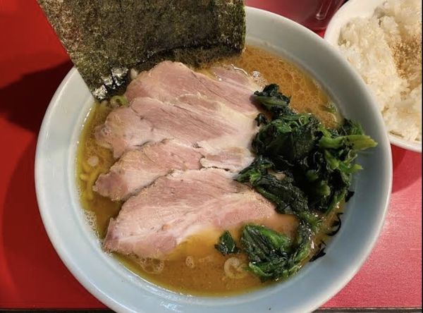 「チャーシュー中(固め濃いめ多め)」@横浜家系ラーメン 志田家 蒲田店の写真