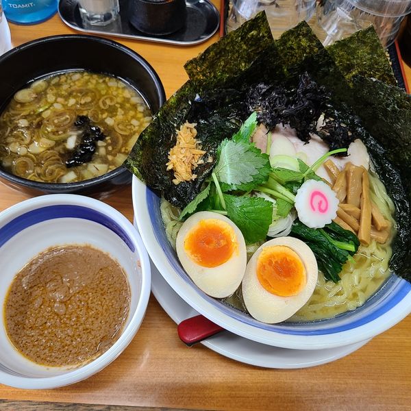 「限定　烏賊煮干しつけそば」@中華そば 半ざわの写真