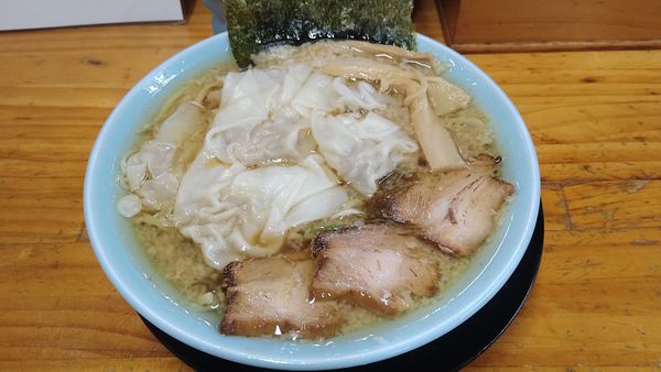 「ワンタンメン(こってり)¥900-」@麺や髭おやじの写真