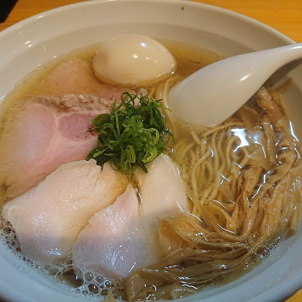 「潮らーめんver.2全乗1100円浅利香味油の和玉250円」@麺響万蕾の写真