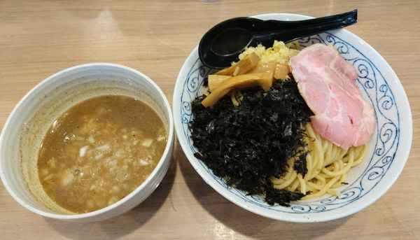 「濃厚煮干しつけ麺３５０G 生姜」@ラーメン酒場 天狗の写真