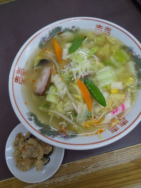 「半タンメン700円(サービスおから)」@まんてんの写真