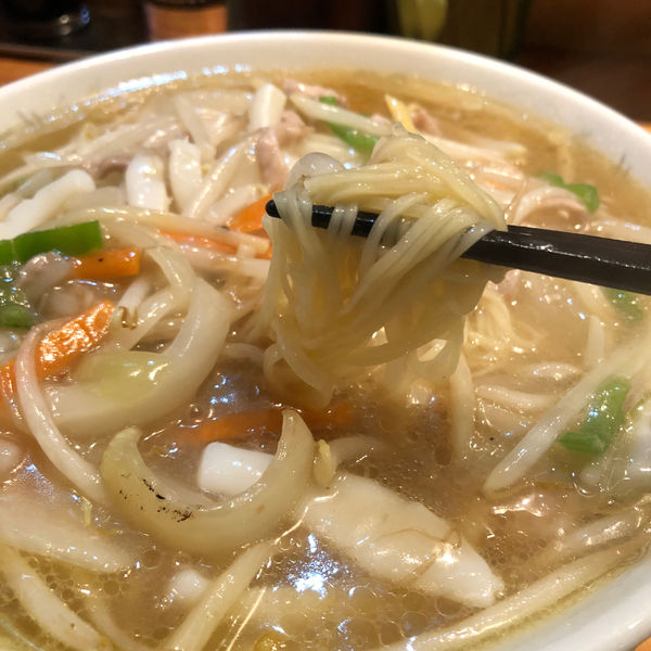 「サンマーワンタン麺」@ウミガメ食堂の写真