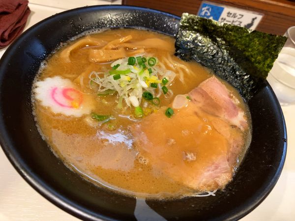 「濃厚らーめん（土曜・超濃厚魚介）」@麺屋 侍の写真