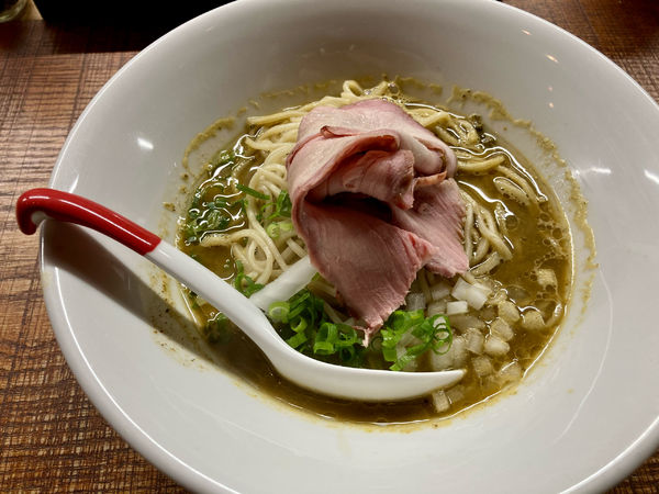 「蝦夷鮑の肝蕎麦(鮑肝×煮干)」@芛堂寺の写真