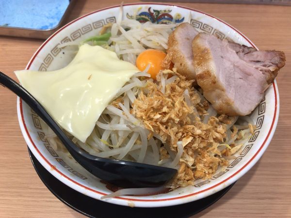 「小ラーメン　汁なしに変更」@豚山 神保町店の写真