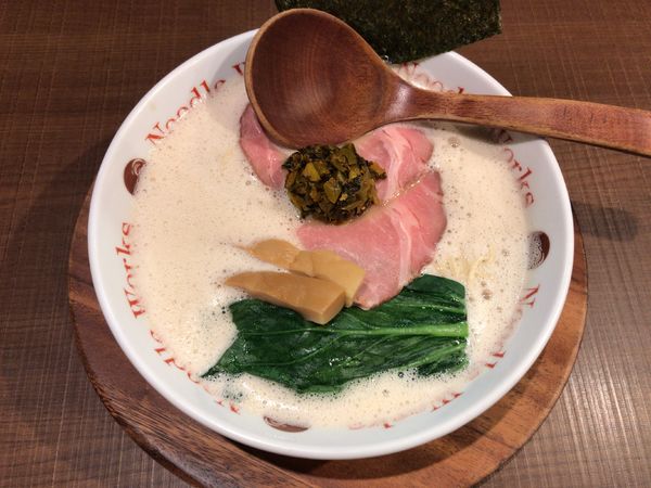 「泡らぁめん」@Noodle Works -BALI- 藤沢店の写真