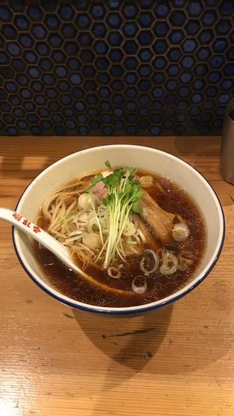 「ザ醤油ラーメン」@自家製麺 啜乱会の写真