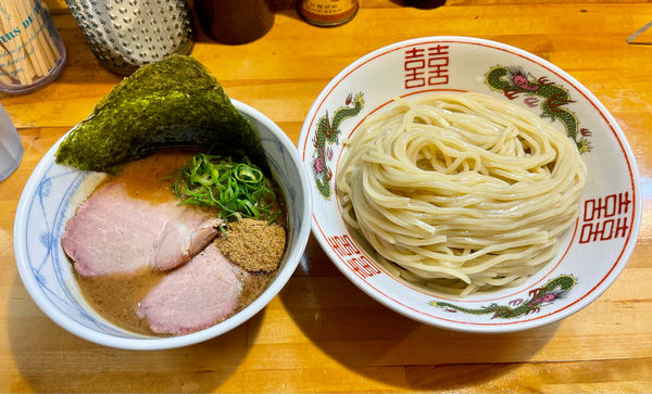 「つけ麺＋麺大盛り」@なるめんの写真