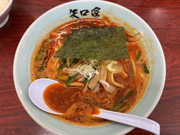 「辛味噌ラーメン」@矢口家 平塚店の写真