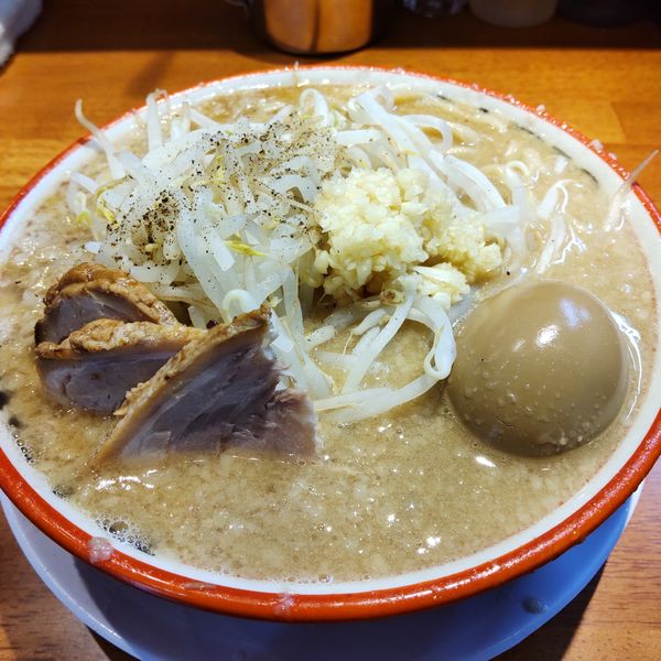 「麺少なめ玉子付き（￥800）」@らーめん バリ男 大森店の写真
