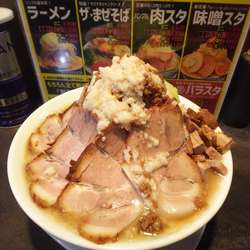 肉スタ小 ヤサイ&ニンニク増し、背油超多め