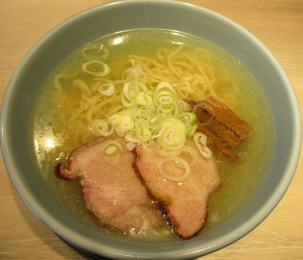 「中華そば＋手打ち麺　850円＋50円」@まるえ中華そばの写真