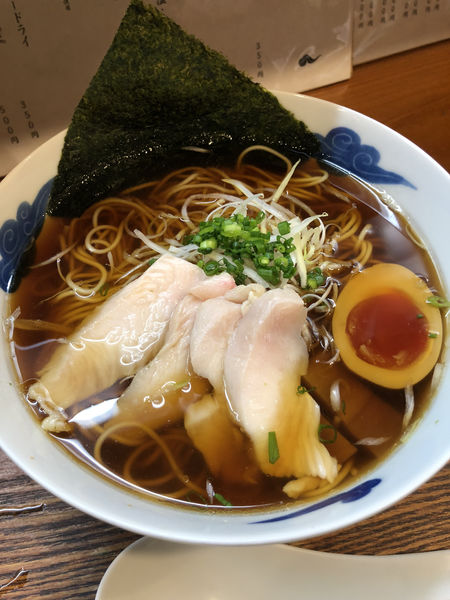 「鶏そば」@麺屋猪一 本店の写真