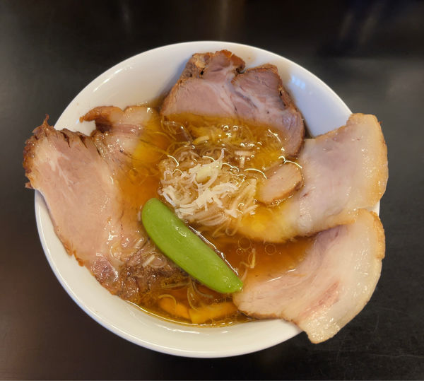 「醤油らーめん+チャーシュー増し（1490円）」@麺処にしむらの写真