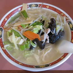 タンメン：820円